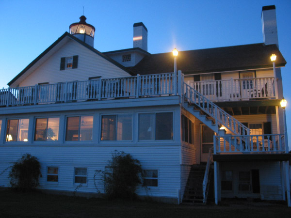 104-0418_IMG